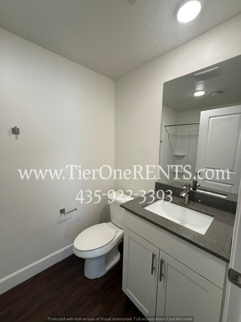 Building Photo - NO DEPOSIT option available for qualified renters with Obligo!
