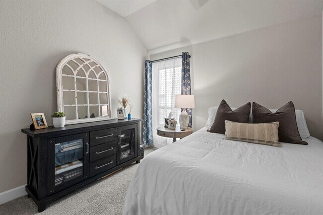 Building Photo - 313 Terrene Trl