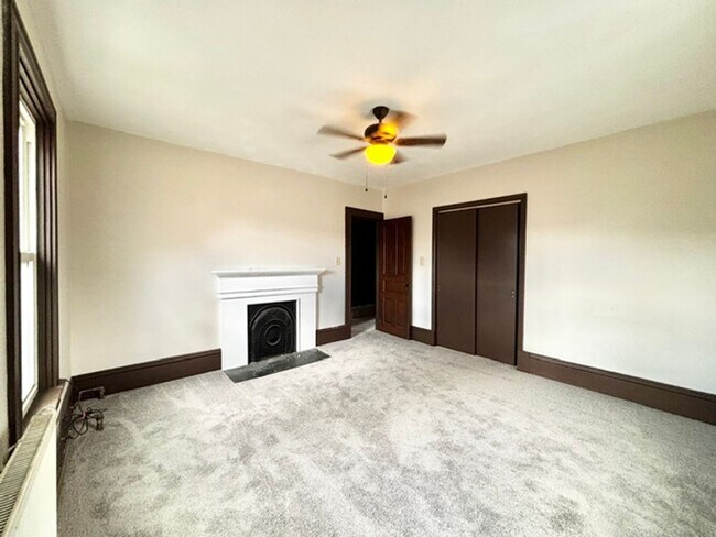 Building Photo - 3 bedroom/ 1.5 Bath Home for rent MAnor, PA 15665