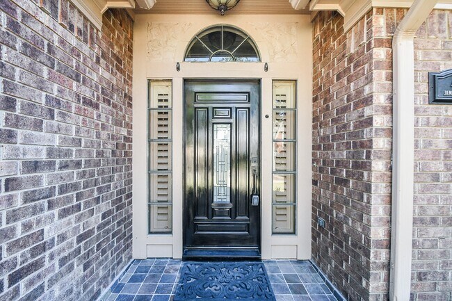 Building Photo - 4402 Jamaica Dr