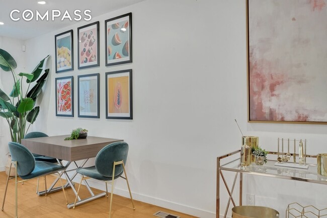 Building Photo - 216 W 137th St