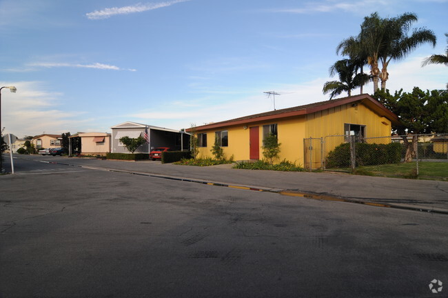 Building Photo - Emerald Isle Mobile Home Park