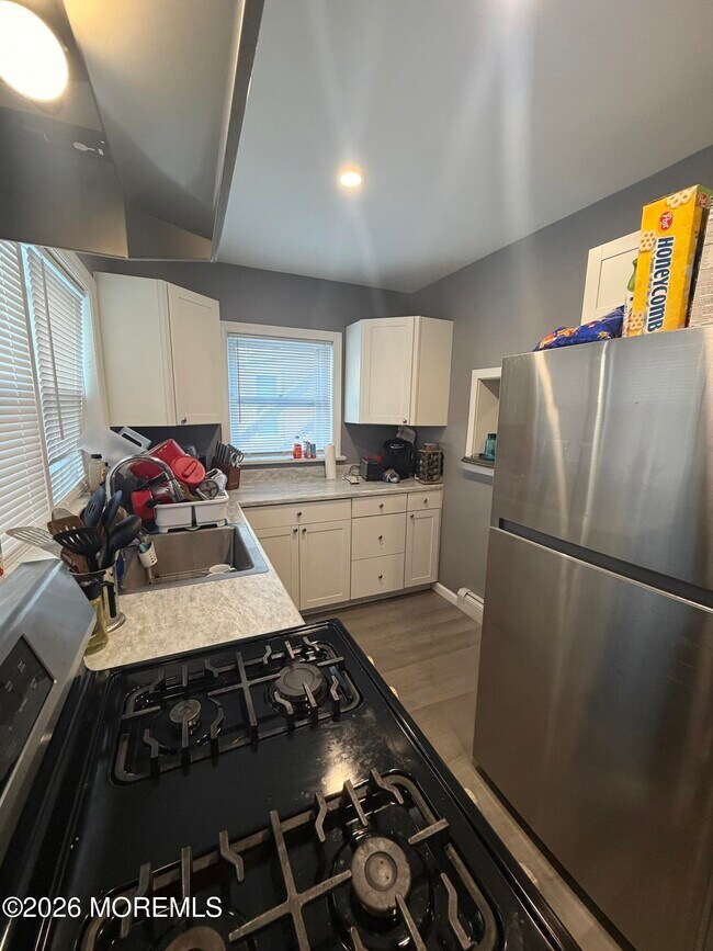 Building Photo - 11 Washington St