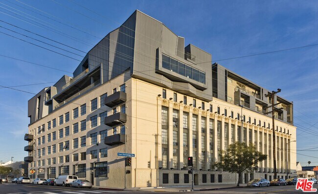 Building Photo - 200 N San Fernando Rd