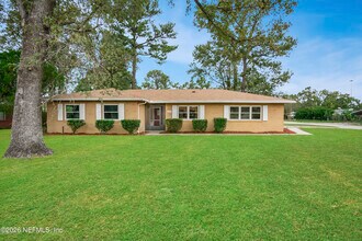 Building Photo - 7804 Jolliet Dr