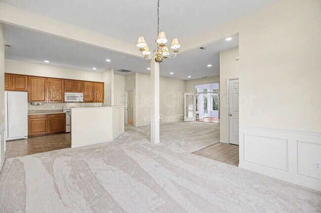 Building Photo - 3795 Brantford Way