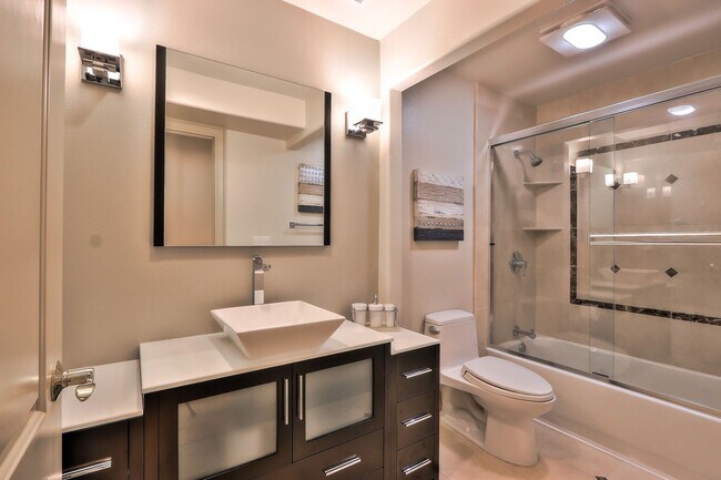 Building Photo - Saratoga 5 Bedrooms with Free Electricity from Solar System