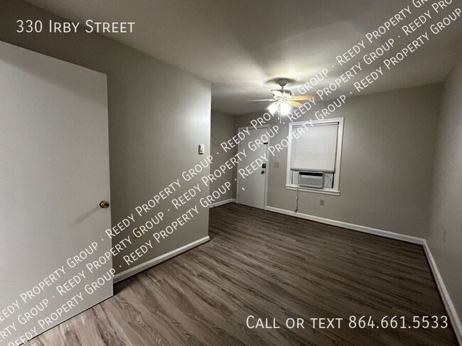 Building Photo - 330 Irby St