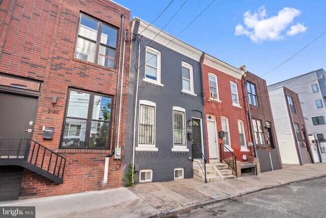 Building Photo - 2142 N Percy St