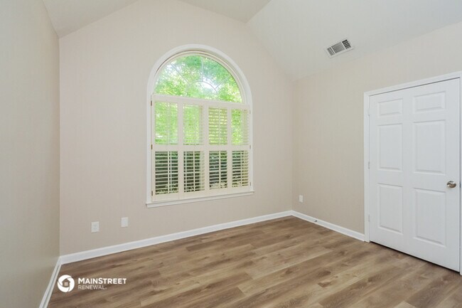 Building Photo - 220 McGarity Dr