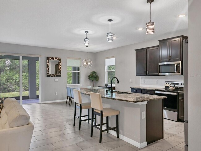 Building Photo - 17605 Cantarina Cove