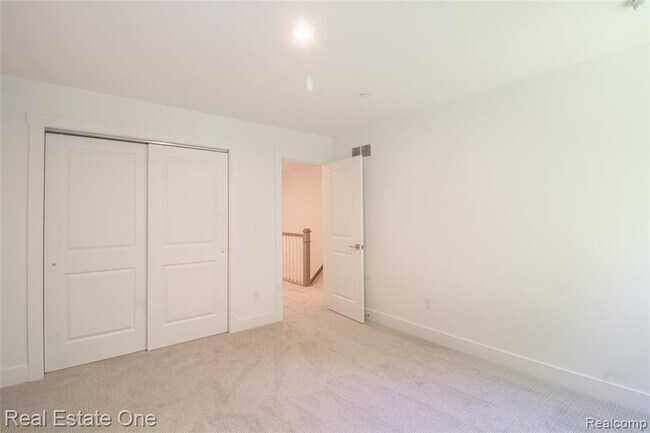 Building Photo - 49530 Coldwater Rdg Dr