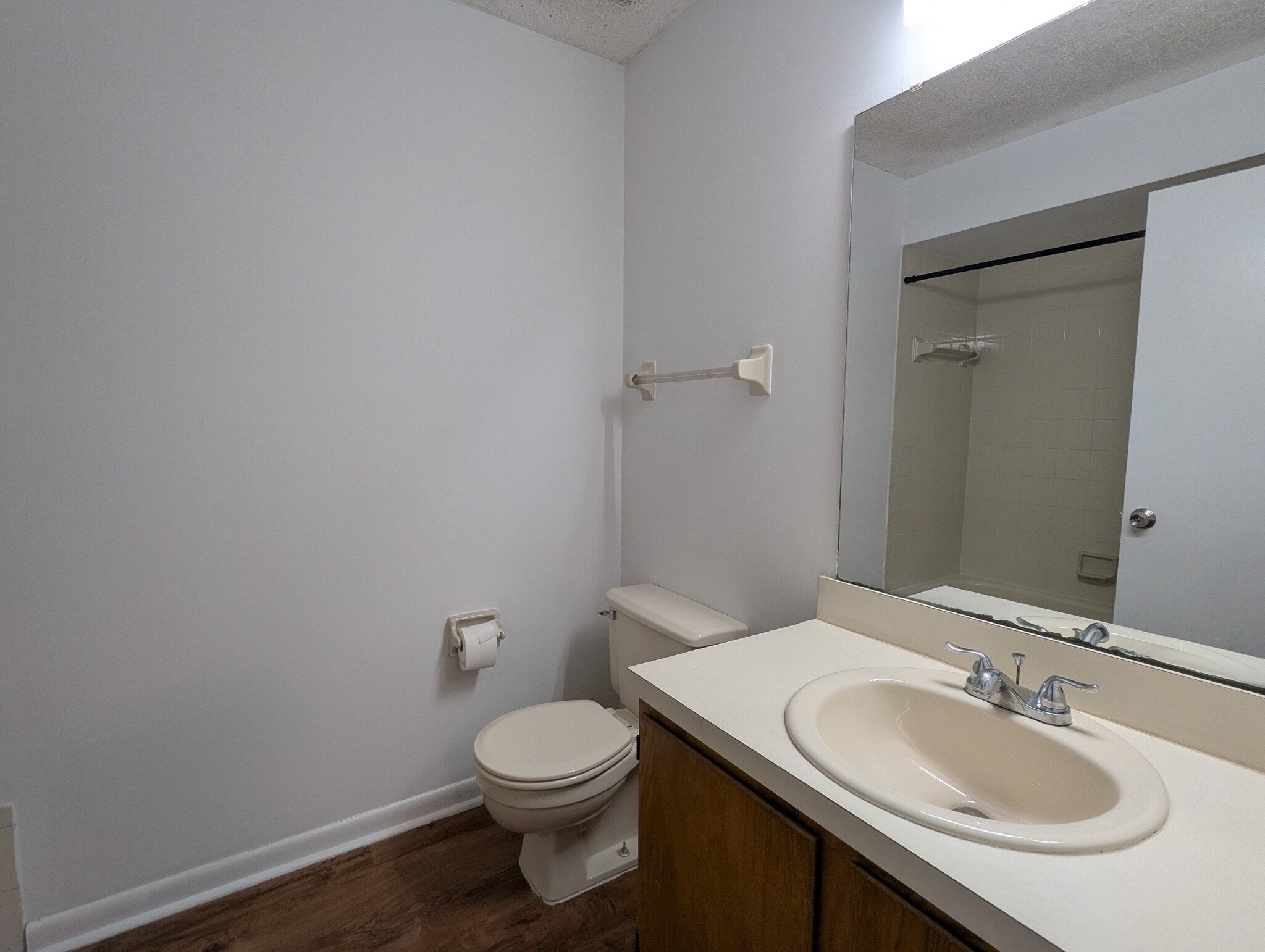 Building Photo - 5591 Greatpine Ln S