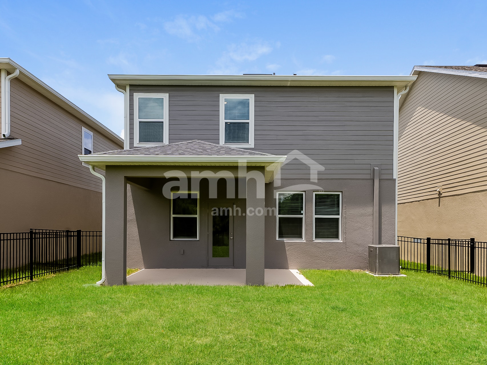 Building Photo - 16540 Cheyanne Ct