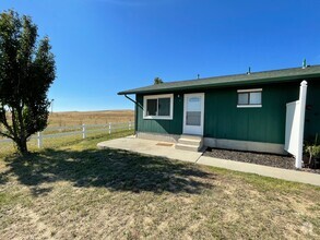 Building Photo - 2 Bed 1 Bath for rent near Billings Heights