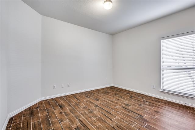 Building Photo - 1609 Sunrise Dr