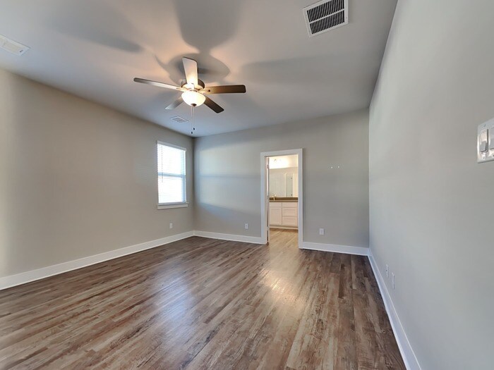 Building Photo - 1419 Marvin Gardens