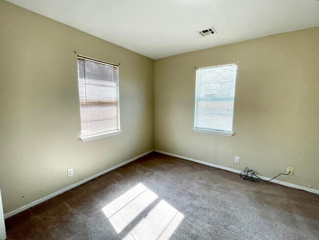 Building Photo - 8179 OK-199
