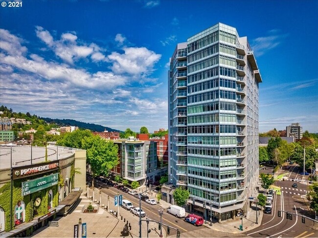 Building Photo - 1926 W Burnside St