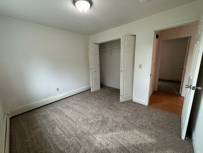Building Photo - 2406 Mercier St