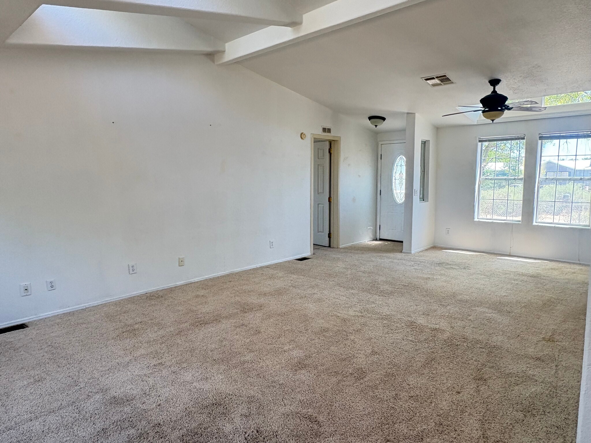Building Photo - 1504 Mario Dr