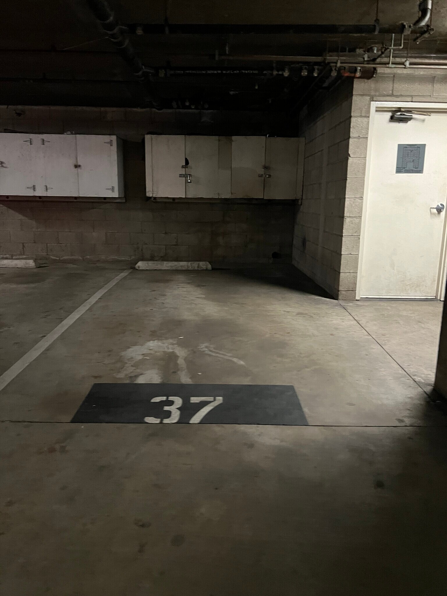 Building Photo - 550 Orange Ave