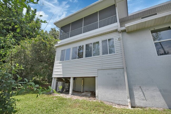 Building Photo - 748 Old Treeline Trail