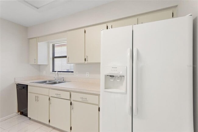 Building Photo - 3203 Bear Creek Ln