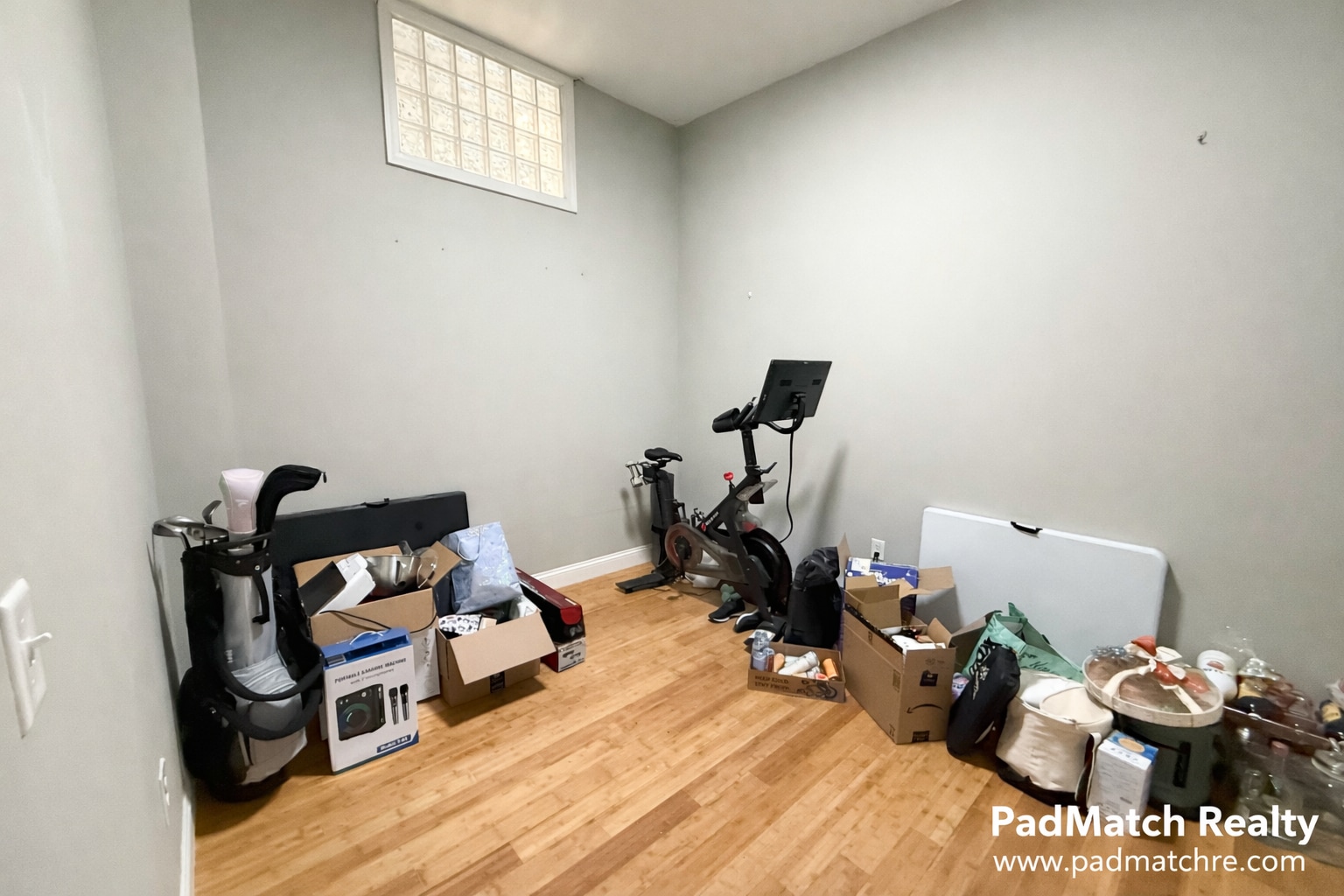 Building Photo - 195 W 3rd St