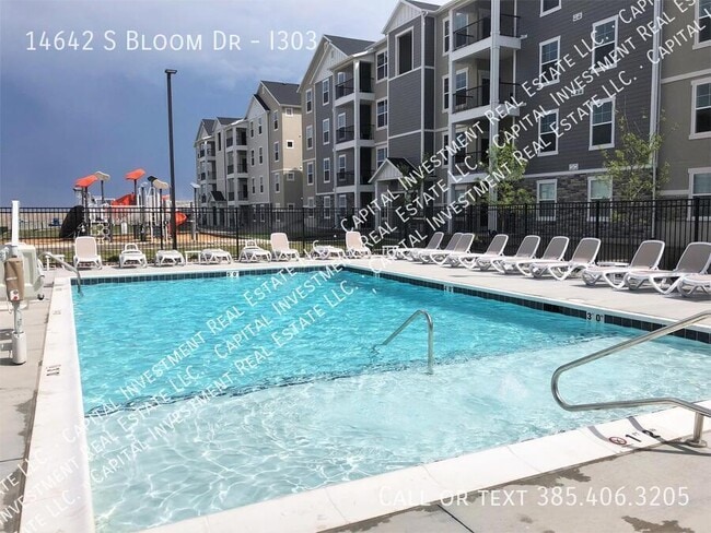 Building Photo - 14642 Bloom Dr