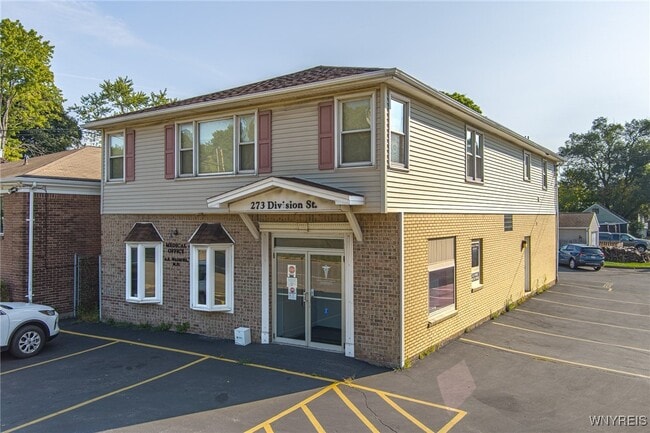 Primary Photo - 273 Division St