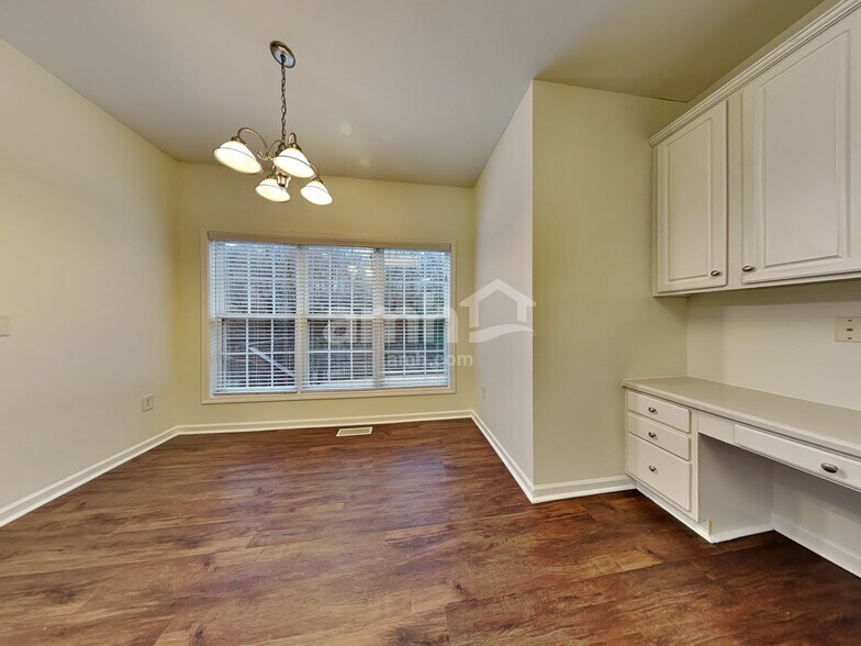 Building Photo - 508 Goatsbeard Ct