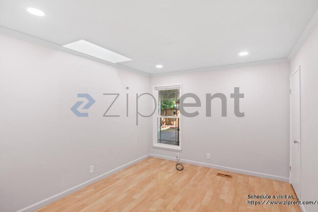 Building Photo - 1779 Curtner Ave
