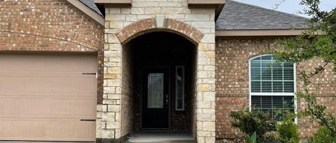 Building Photo - 2300 Sable Wood Dr