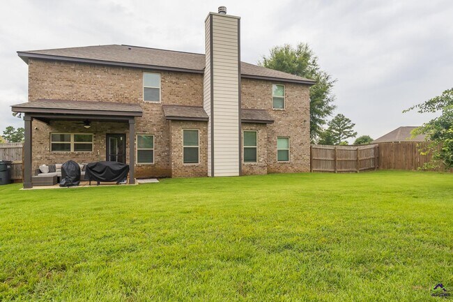 Building Photo - 202 Warhawk Dr