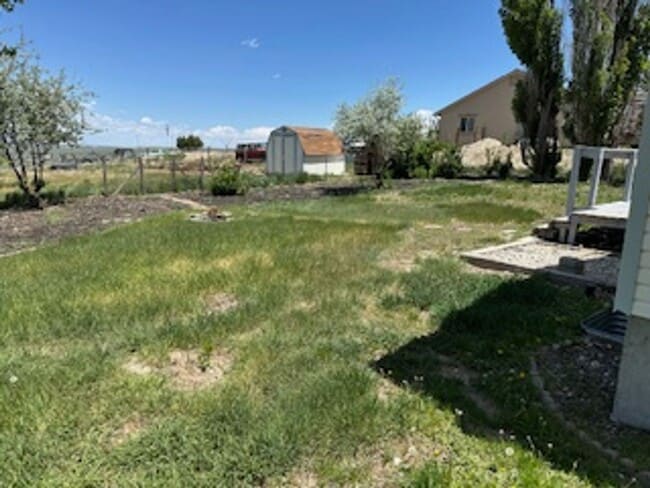 Building Photo - 3 bedroom home with a view in Spring Creek