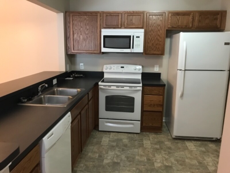 Building Photo - 26905 Carrington Pl