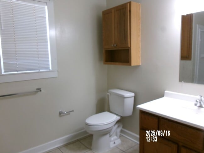 Building Photo - 3BR/1.5BA Single Family Home in Pascagoula...