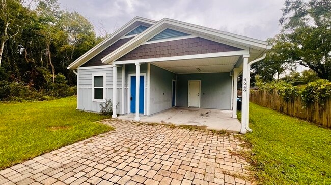 Building Photo - 6649 Osceola St