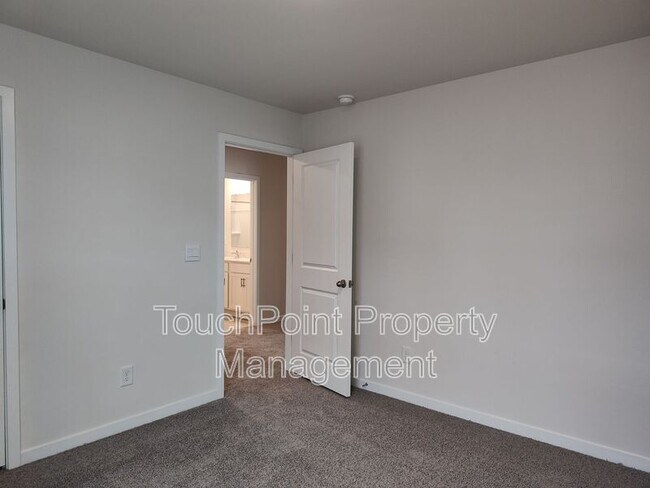 Building Photo - 12028 Zazu Wy