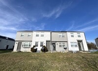 Building Photo - 2596 Sawbury Blvd