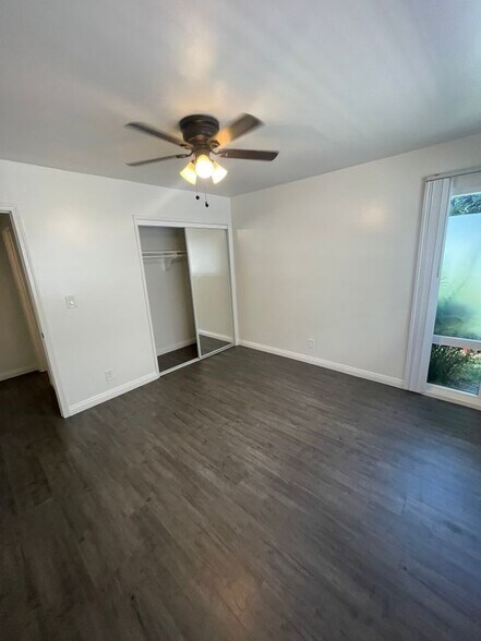 Building Photo - 278 E Washington Blvd