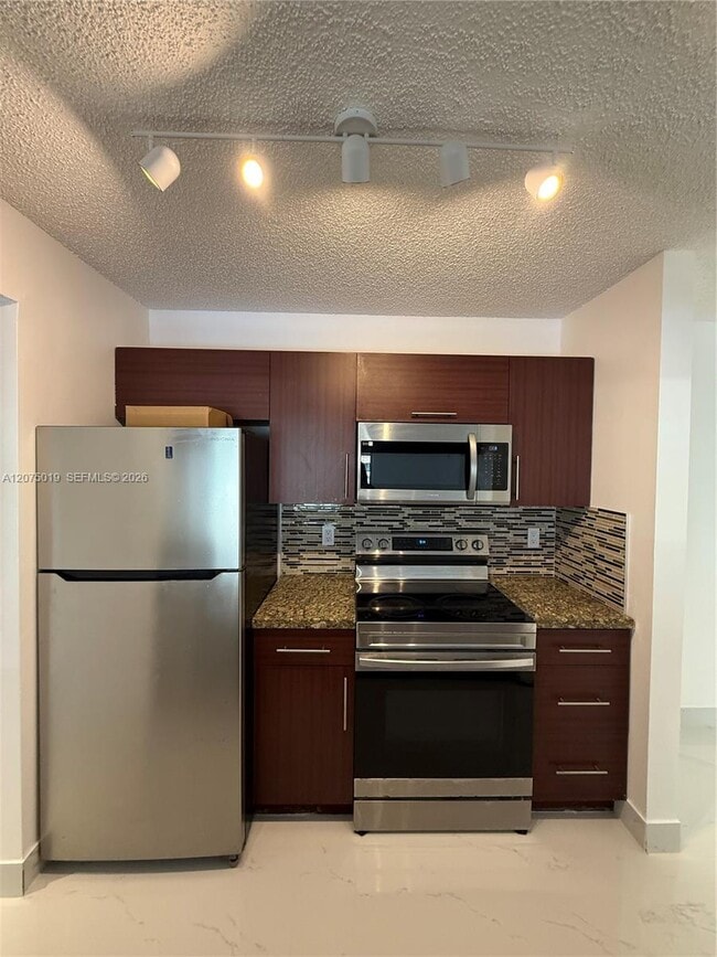 Building Photo - 15781 SW 106th Terrace