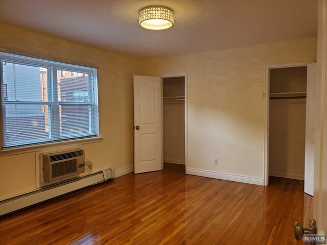 Building Photo - 1263A Inwood Terrace