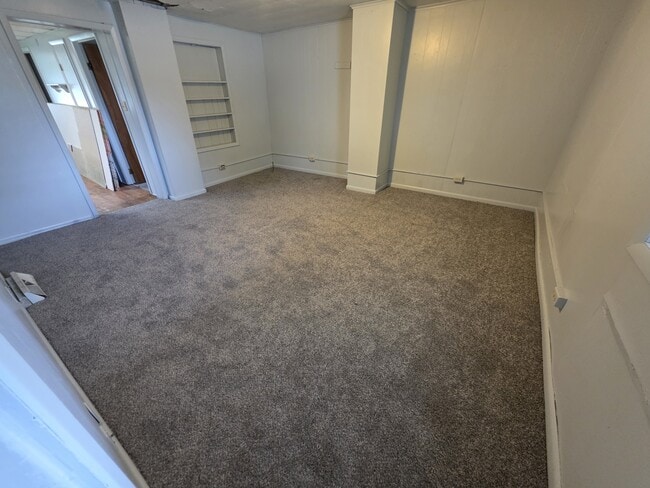 Building Photo - 79 Ridge Ave