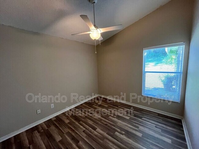 Building Photo - 1182 Sheeler Hills Dr