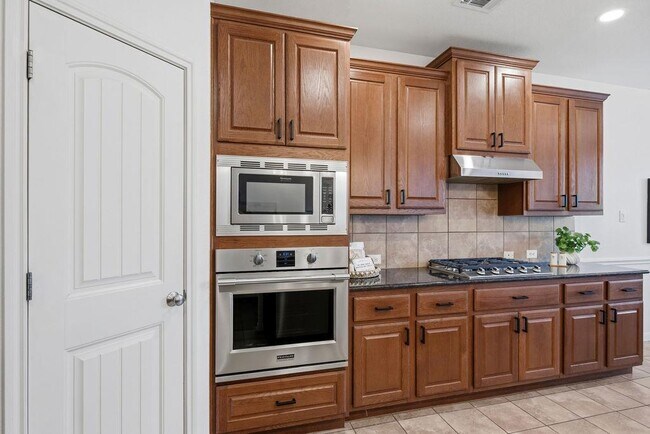 Building Photo - 2976 Agave Loop
