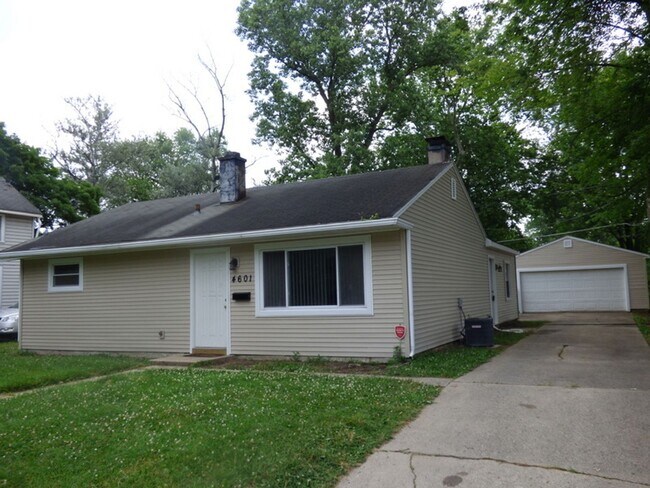 Building Photo - 4601 Holton Ave