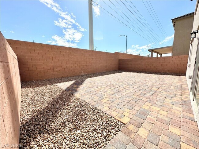 Building Photo - 7623 Royal Halo Ave