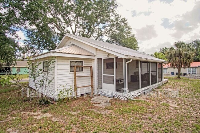 Building Photo - 120 Chesney Blvd